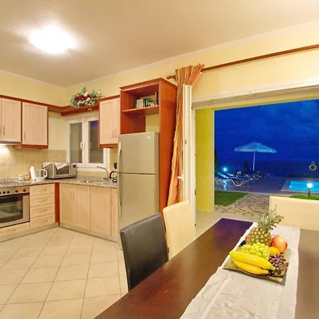 Skala Sleeps 6 *