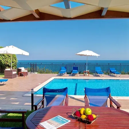 Skala Sleeps 6 *