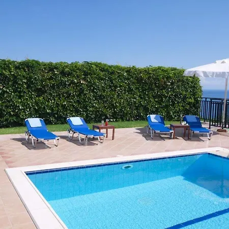 Skala Sleeps 6 *