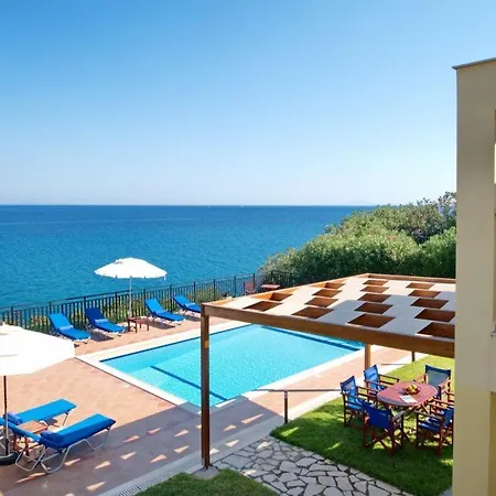 Skala Sleeps 6 Vila