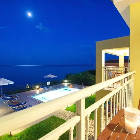 Skala Sleeps 6 * Spathíon